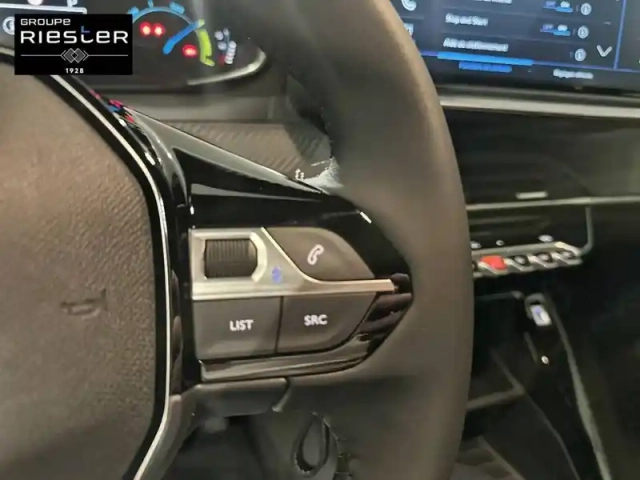 Peugeot 2008 hybrid 145 e-dcs6 — photo 81