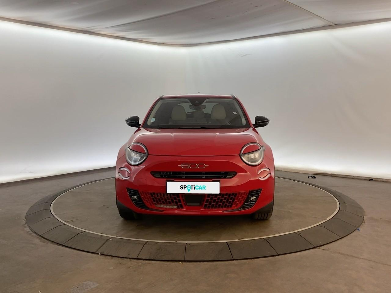 Fiat 600 t-gen 3 1.2 hybrid 110ch edct6 la prima — photo 2