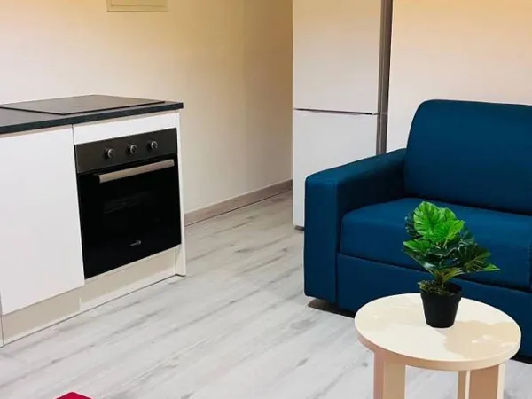 Studio 1 pièce 50 m²