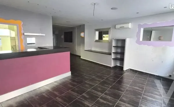 Fonds de commerce 78 m² Saint-Étienne