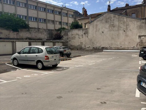Place parking sécurisé Nancy centre St Nicolas
