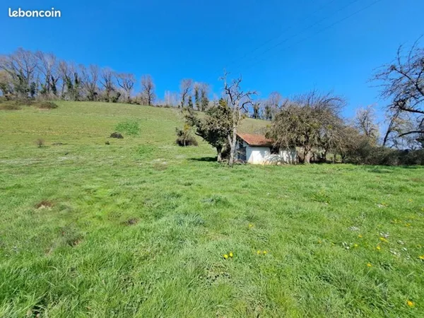 Terrain 1 097 m² Paladru