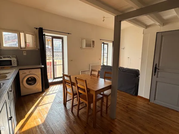 Location T1 bis / T2 meublé, climatisé, avec mezzanine