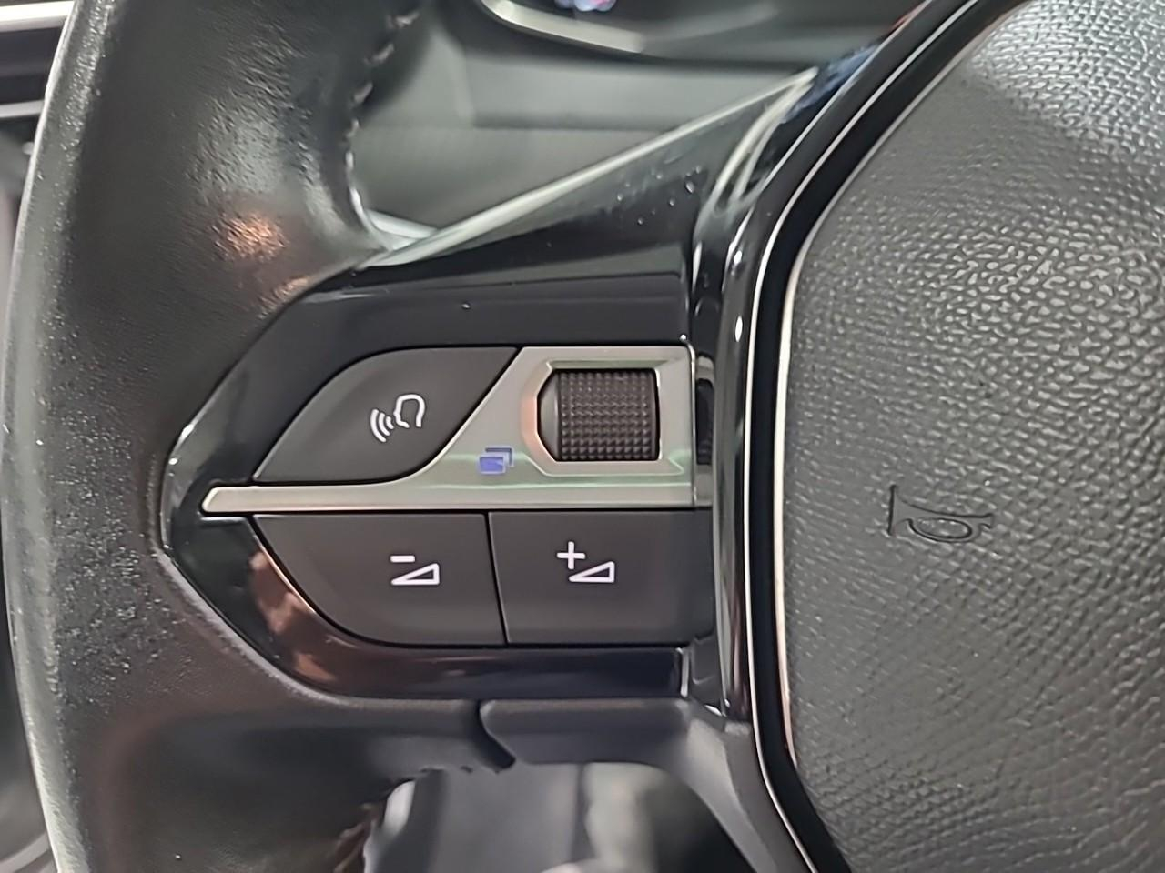 Peugeot 208 puretech 75 s&s bvm5 active business — photo 19