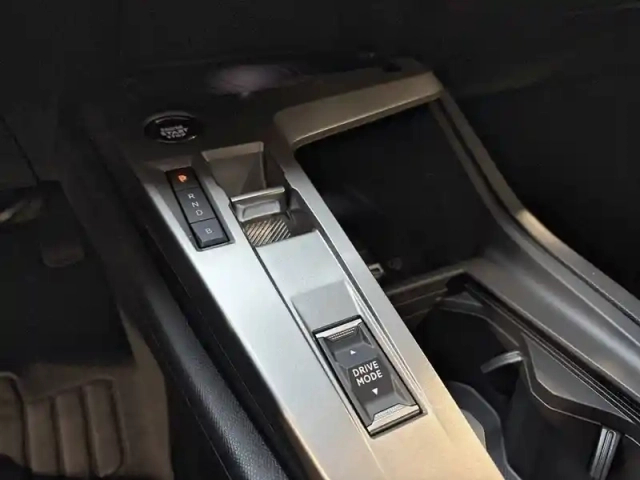 Peugeot 408 phev 180 e-eat8 — photo 34