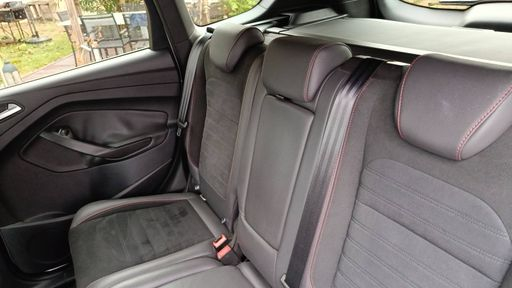 Ford Kuga 2.0 TDCi 150 AWD Powershift - ST-Line – 2019 – 120149 km – Diesel – Boîte Automatique — photo 32
