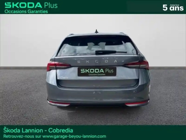 Skoda Octavia combi 2.0 tdi scr 150ch selection dsg7 — photo 6