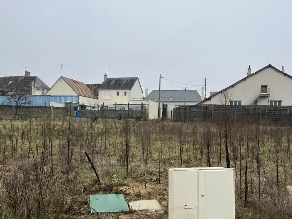 Terrain 349 m² Sarge Les Le Mans