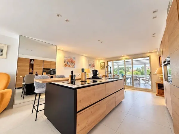 Appartement 4 pièces 97 m²