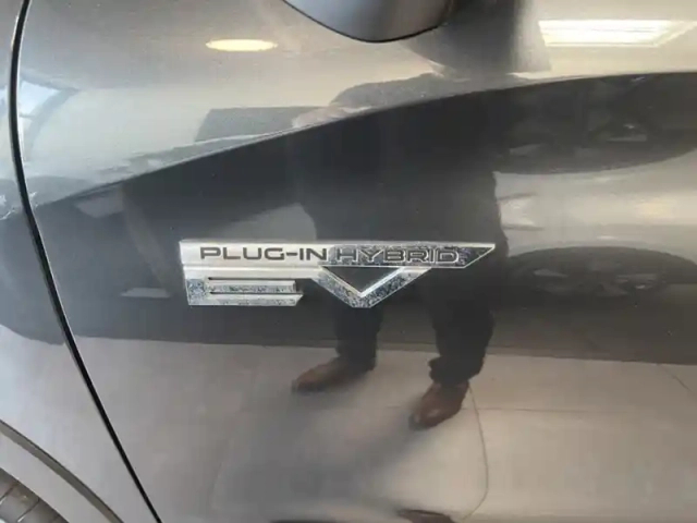Mitsubishi Outlander 2.4 phev invite auto 4wd — photo 10