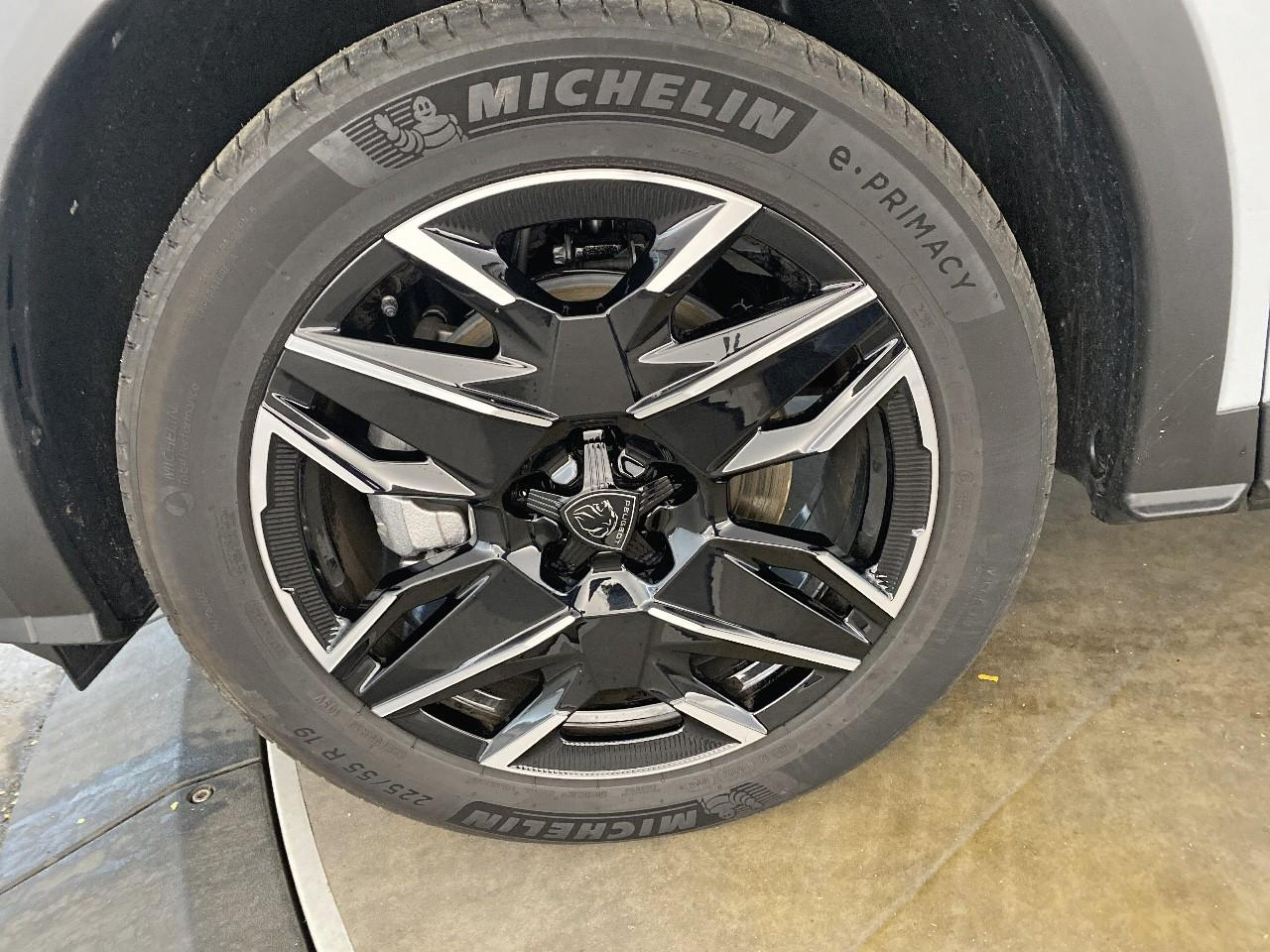 Peugeot 5008 hybrid 145 ch e-dcs6 allure — photo 11