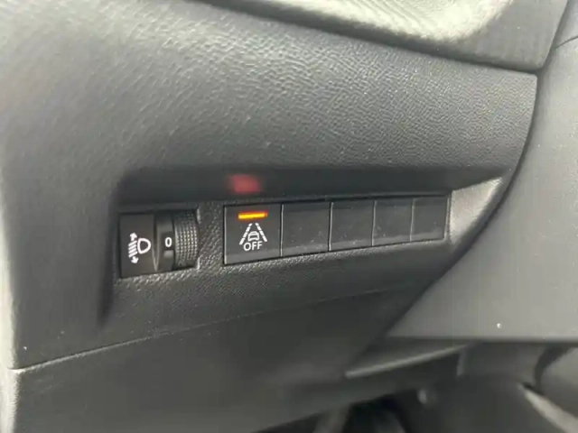 Peugeot 208 puretech 75 s&amp;s bvm5 — photo 50