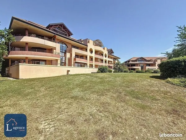 Appartement 6 pièces 349 m²