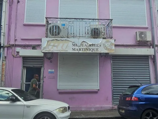 Local commercial 189 m²
