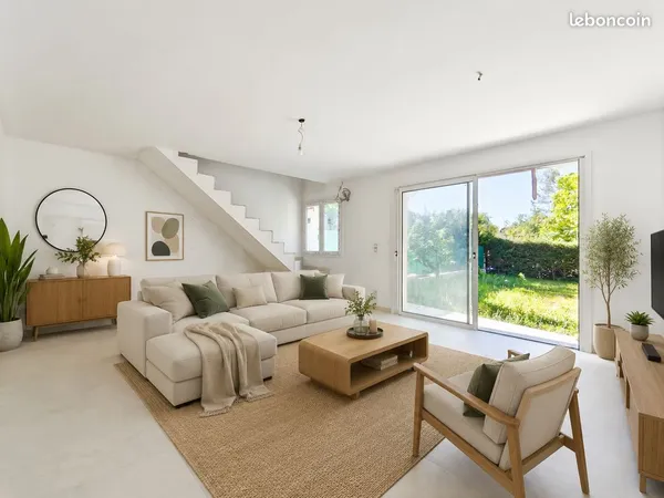 FAYENCE - Villa 5 pièces entièrement rénovée avec jardin de 700 m² avec atelier