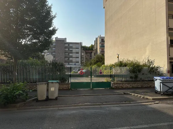 Parking 8 m²