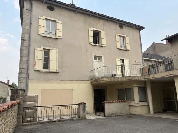 Très bon rendement, hyper centre de Bellac