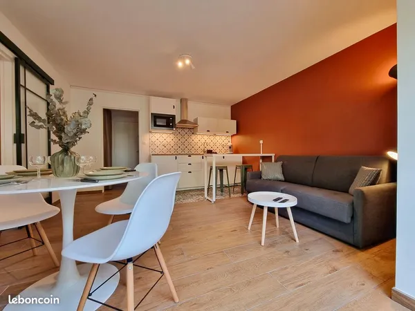 📍 La Grande-Motte - Location meublée 8 mois