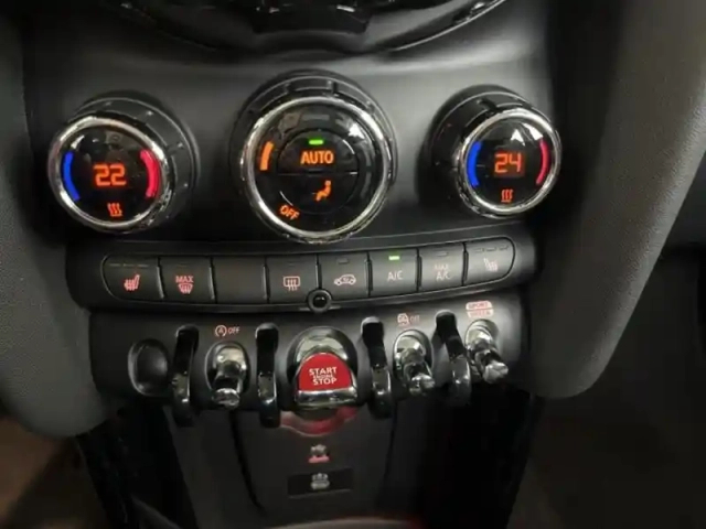 Mini Mini 5 portes cooper 136ch edition premium bva7 — photo 11