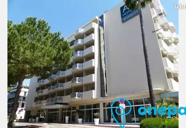 Parking/box 12 m² JUAN LES PINS