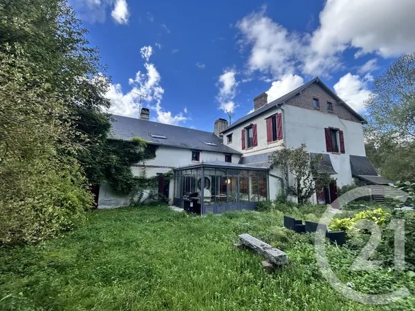 Maison 9 pièces 401 m²