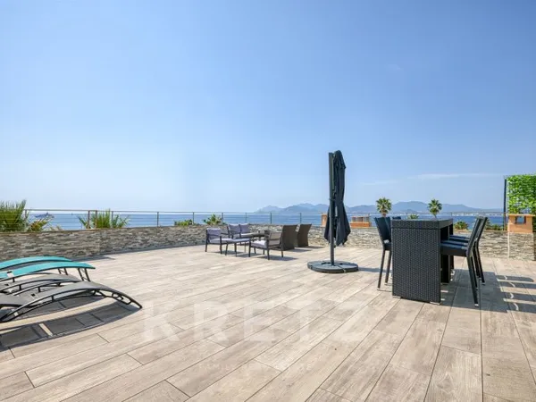 Appartement vue mer Toit Terrasse Villa saint pierre