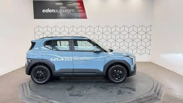 Kia Ev2 107,8 kw (145 ch) autonomie standard 42.2 kwh — photo 3