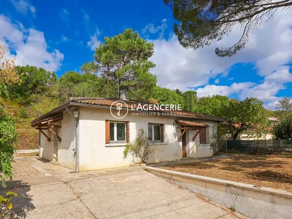 Maison de plain pied à réinventer à Lescure d'Albigeois