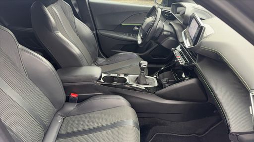 Peugeot 2008 1.2 PureTech 130 - GT Line – 2020 – 117500 km – Essence – Boîte Manuelle — photo 10