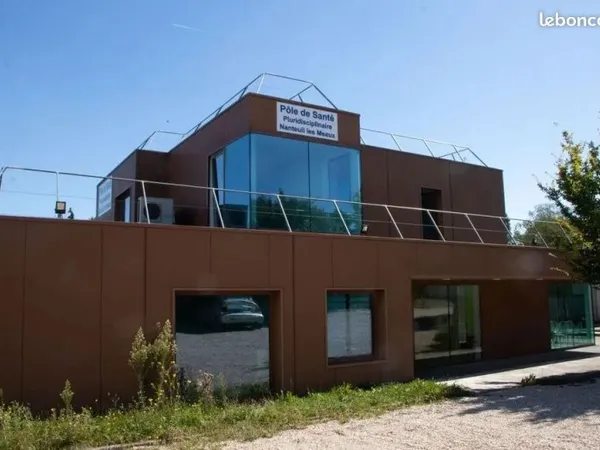 Bureaux médicaux ou paramédicaux (Temps plein / temps partiel) de 12 à 18m²