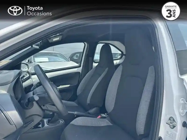 Toyota Aygo X 1.0 vvt-i 72ch dynamic my24 — photo 11