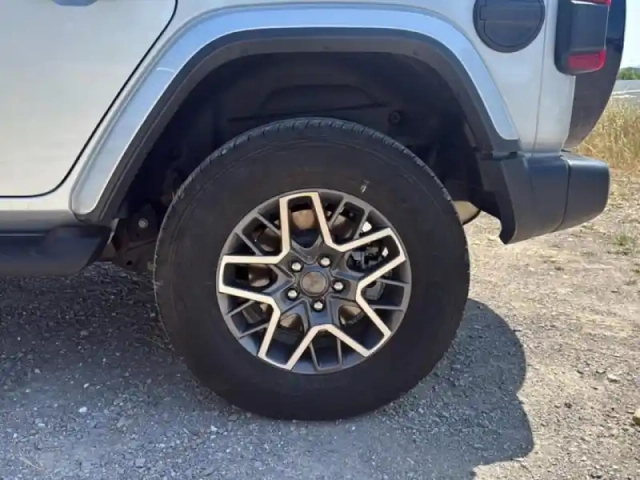 Jeep Wrangler unlimited 2.0 t 380ch 4xe overland command-trac my23 — photo 11