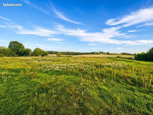 Terrain à bâtir de 1280 m² à DOMART-SUR-LA-LUCE (80)