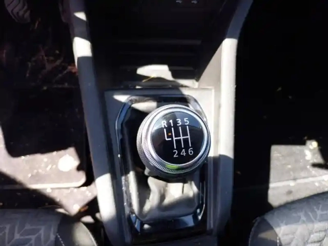 Renault Clio tce 90 — photo 13