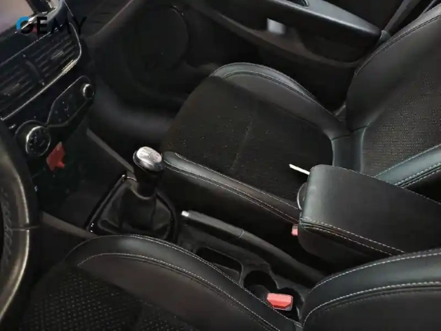 Renault Clio estate tce 90 — photo 12