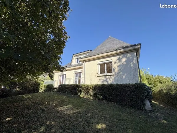 Maison 2 pièces 136 m²