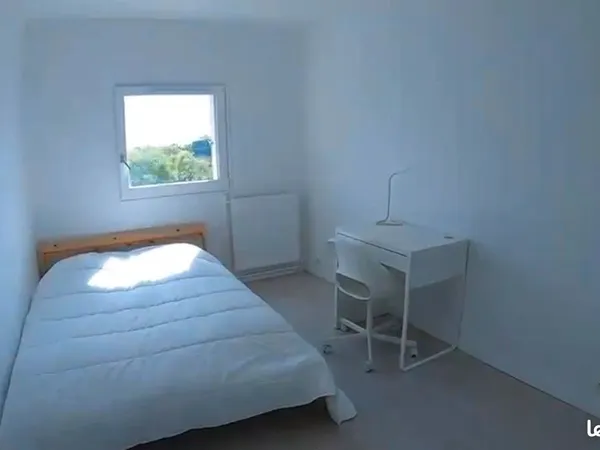 Studio meublé en colocation - Noisy-le-Grand