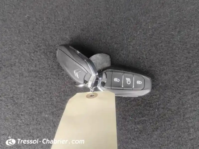 Citroën C3 Aircross puretech 130 s&amp;s eat6 shine — photo 30