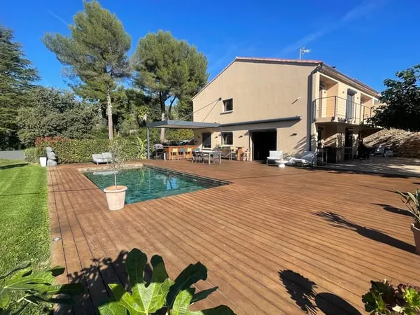 Maison 5 pièces 170 m²