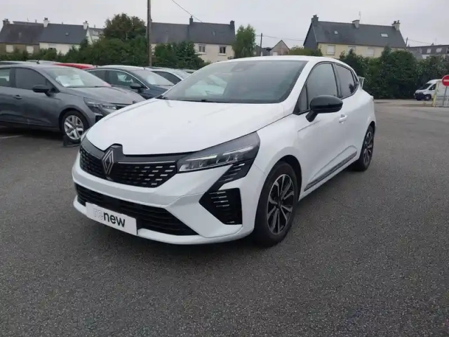 Renault Clio e-tech full hybrid 145