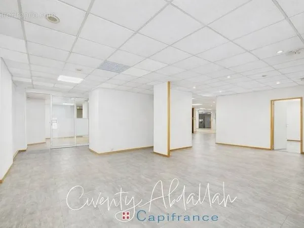 Local/bureau 327 m² à vendre ALBERTVILLE (73)