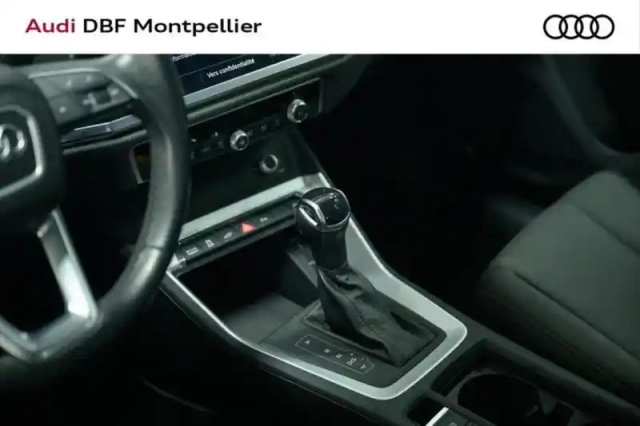 Audi Q3 45 tfsie 245 ch s tronic 6 business line — photo 8