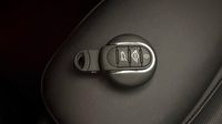 Mini Mini Cooper 136ch Edition Premium Plus BVA7 — photo 16