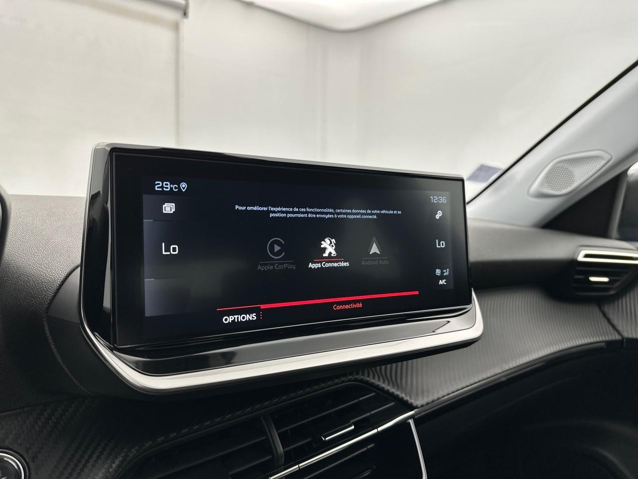 Peugeot 2008 puretech 130 s&s eat8 allure pack — photo 24