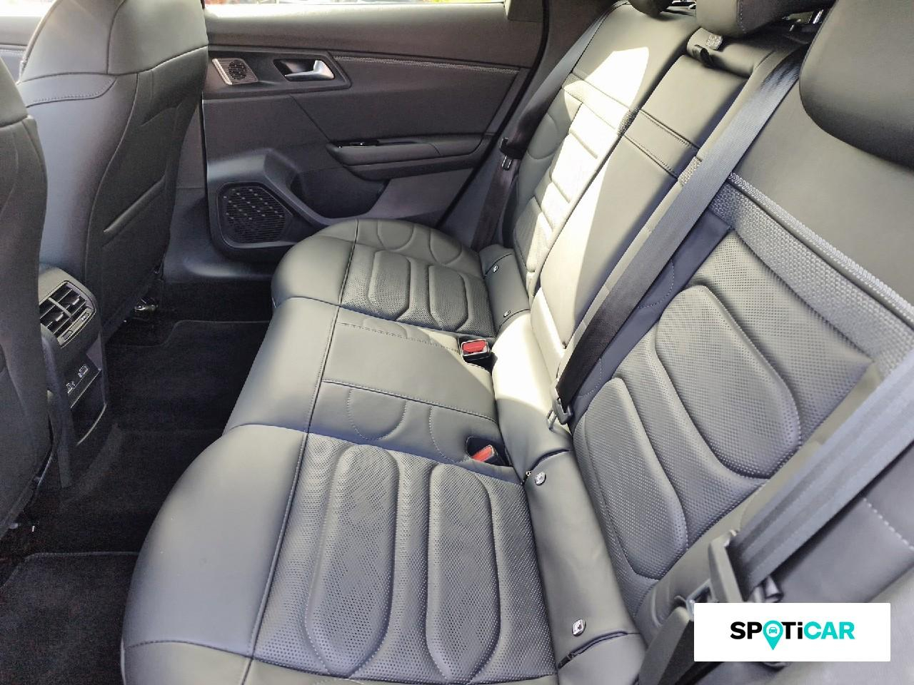Citroën C5 X hybride rechargeable 225ch shine pack eeat8 — photo 10