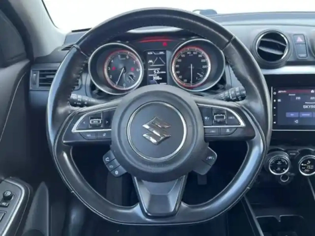 Suzuki Swift 1.2 dualjet hybrid — photo 12