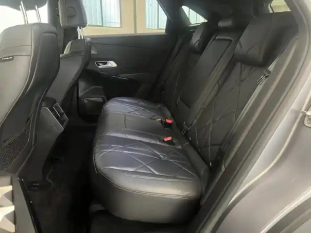 Ds Ds 7 crossback puretech 180ch grand chic automatique 10cv — photo 10