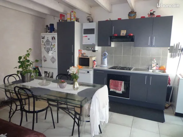Charmante maison de ville de 70 m²à louer à Saint-Xandre (10 min au nord de La Rochelle)