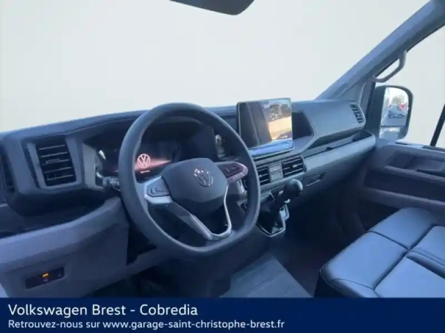 Volkswagen Crafter fg 30 l3h3 2.0 tdi 140ch business traction — photo 6