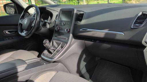 Renault Scenic 1.5 DCI 110 - Intens – 2017 – 47018 km – Diesel – Boîte Manuelle — photo 18